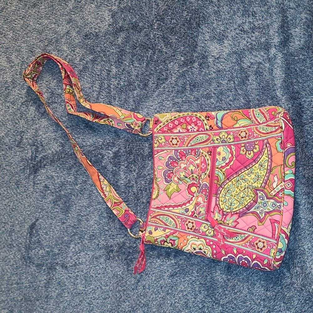 NWOT VERA BRADLEY Paisley Purse